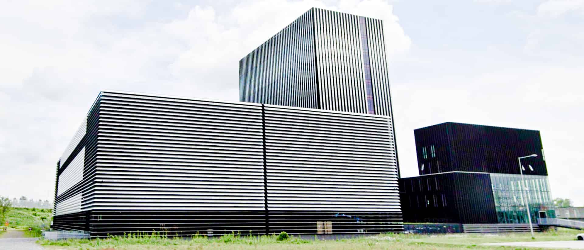 Amsterdam Dedicated Servers in Equinix AM4